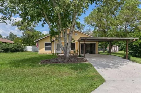 21557 SW Peach Blossom St, Dunnellon, FL 34431