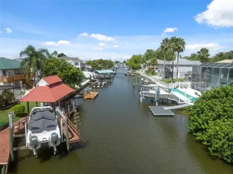 7711 Hatteras Dr, Hudson, FL 34667