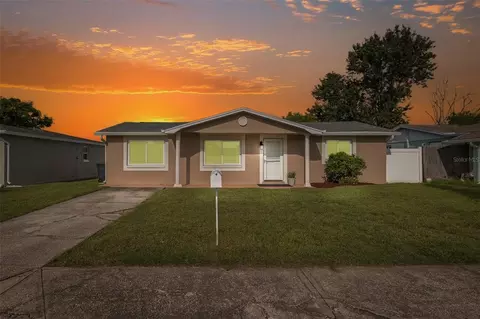 10111 Brandywine Ln, Port Richey, FL 34668