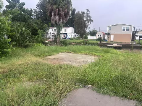 14926 Deleon Dr, Hudson, FL 34667