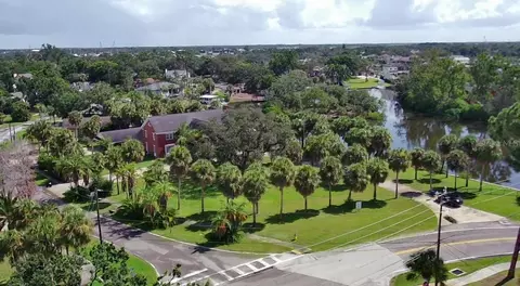 Park Avenue, Tarpon Springs, FL 34689