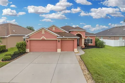 8453 Creedmoor Ln, New Port Richey, FL 34654