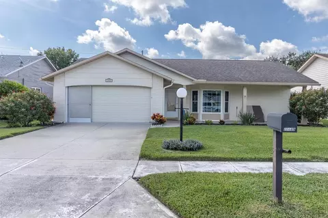 10689 Fallen Leaf Ln, Port Richey, FL 34668