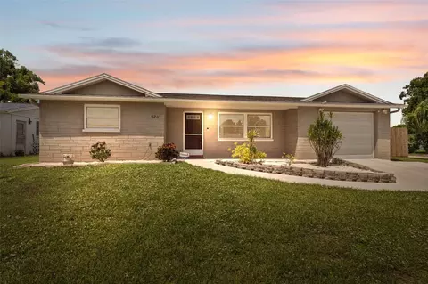 9211 Sterling Ln, Port Richey, FL 34668