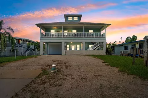 2730 N Comanche Pt, Crystal River, FL 34429