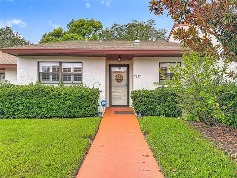 7837 Radcliffe Cir #105, Port Richey, FL 34668