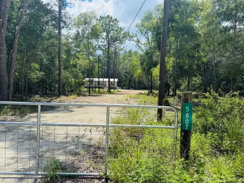 5807 NW 12th Ct, Bell, FL 32619