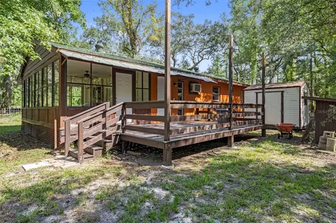 7055 Karwich Ave, Webster, FL 33597