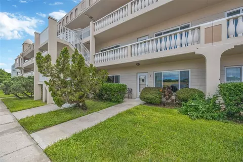 2284 Philippine Dr #7, Clearwater, FL 33763