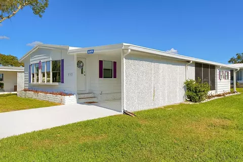 9303 Highpoint Blvd, Brooksville, FL 34613