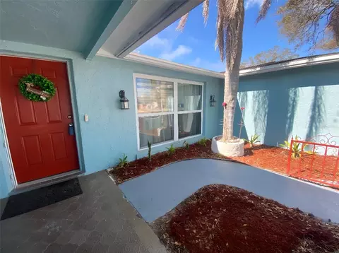 1817 Dartmouth Dr, Holiday, FL 34691