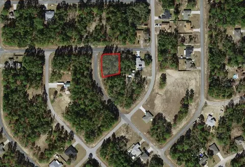 3662 W Galtonia Ln, Citrus Springs, FL 34433