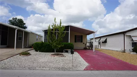 12023 Longhorn Dr, Hudson, FL 34667