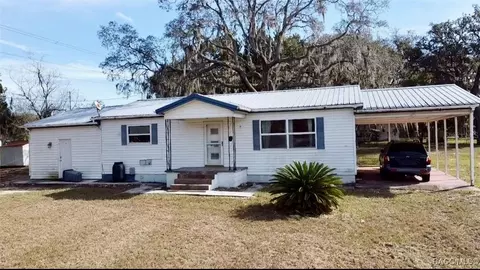 4900 W Trinity Pl, Lecanto, FL 34461