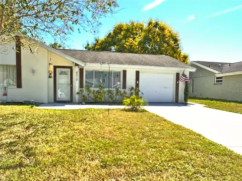 8310 Cavalry Dr, Hudson, FL 34667