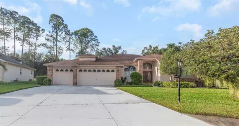 9807 Oakwood Hills Ct, New Port Richey, FL 34655