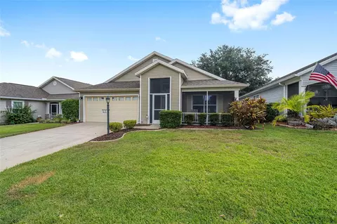 24817 Cranes Roost Cir, Leesburg, FL 34748