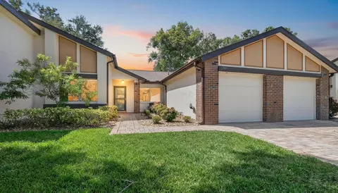 7280 Scotland Cir, Weeki Wachee, FL 34613