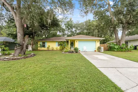 637 N Morris Ave, Inverness, FL 34453