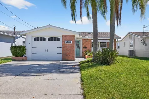 5102 Blue Heron Dr, New Port Richey, FL 34652