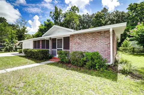 614 Powell St, Wildwood, FL 34785
