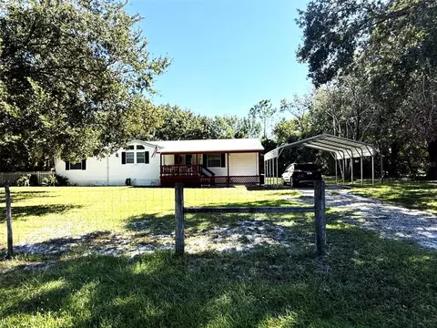 7412 Sky Dr, Wesley Chapel, FL 33545