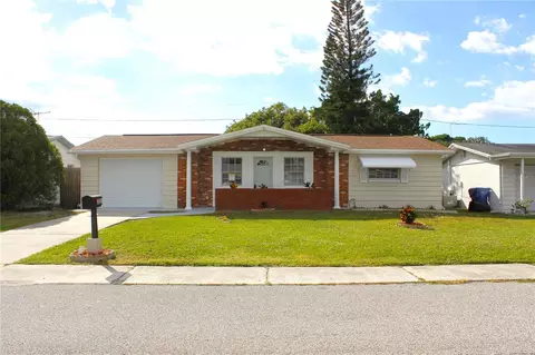 3251 Maitland Dr, Holiday, FL 34691
