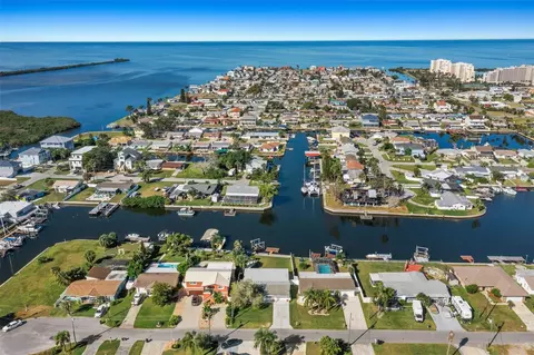 View/Area - 13611 Evelane Dr, Hudson, FL 34667 photo 4 of 8
