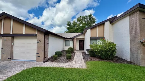 7291 Loch Ness Ct, Weeki Wachee, FL 34613