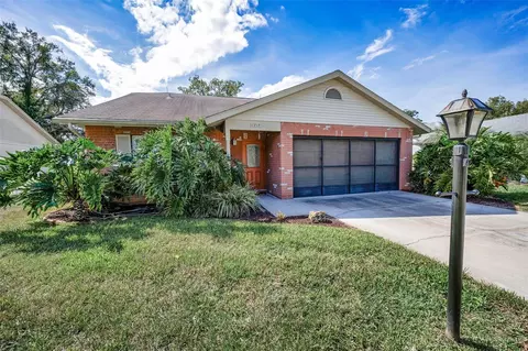 11717 Aspenwood Dr, New Port Richey, FL 34654
