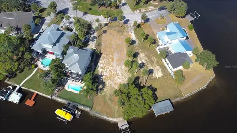 5452 Bellview Ave, New Port Richey, FL 34652