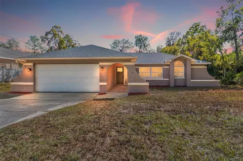 11348 Fool Duck Ave, Weeki Wachee, FL 34613
