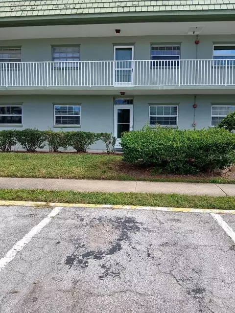 1433 S Belcher Rd #F5, Clearwater, FL 33764