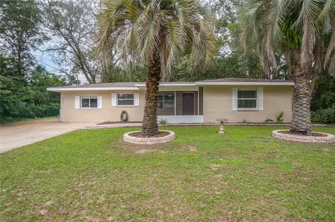 6065 E Plum St, Inverness, FL 34452