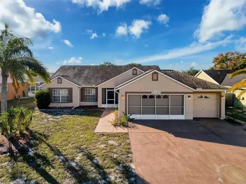 10340 Rainbow Oaks Dr, Hudson, FL 34667