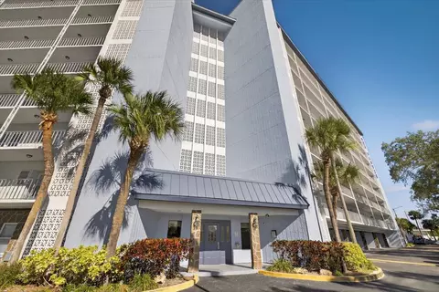 4939 Floramar Ter #302, New Port Richey, FL 34652