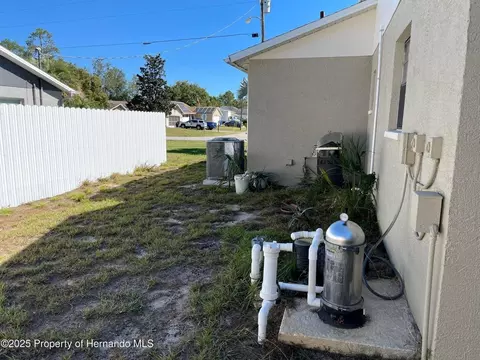 Exterior - 6233 Hancock Ave, Spring Hill, FL 34608 photo 6 of 7