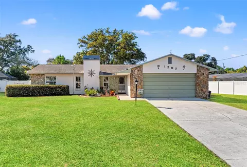 1207 Melville Ave, Spring Hill, FL 34608