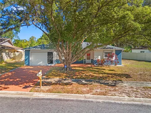7803 Riverdale Dr, New Port Richey, FL 34653