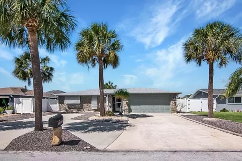 13615 Stacey Dr, Hudson, FL 34667