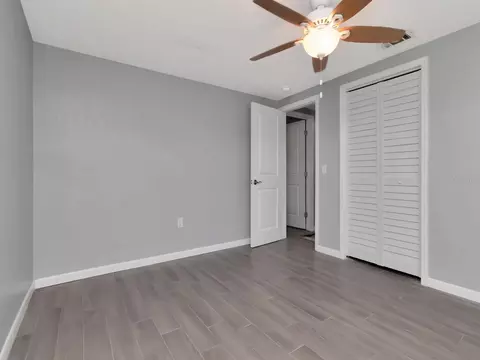 Bedroom - 13615 Stacey Dr, Hudson, FL 34667 photo 1 of 4