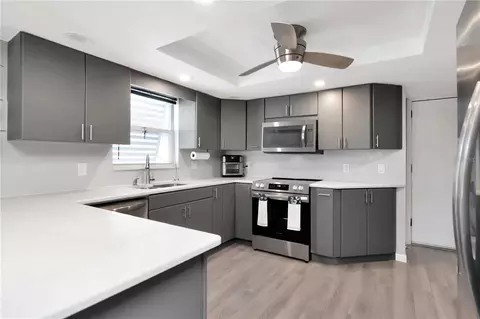 Kitchen - 13615 Stacey Dr, Hudson, FL 34667 photo 4 of 4