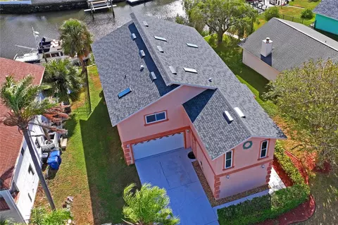 6310 Garland Ct, New Port Richey, FL 34652