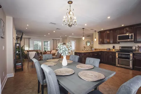 Dining - 2614 Fairview Ave, Seffner, FL 33584 photo 1 of 1
