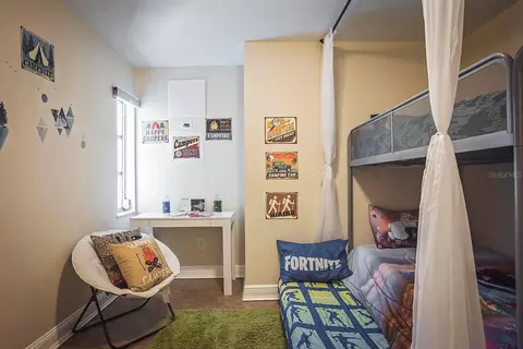 Bedroom - 2614 Fairview Ave, Seffner, FL 33584 photo 3 of 3