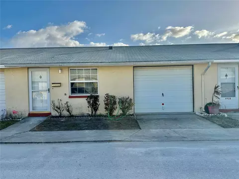 4930 Getner St, New Port Richey, FL 34652