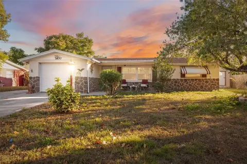 7800 Venice Dr, Port Richey, FL 34668