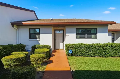 7917 Radcliffe Cir, Port Richey, FL 34668