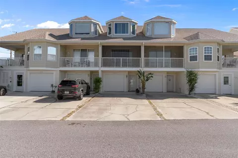 8304 Aquila St, Port Richey, FL 34668