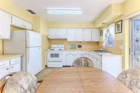 Kitchen - 6352 Spring Hill Dr, Spring Hill, FL 34606 photo 4 of 4